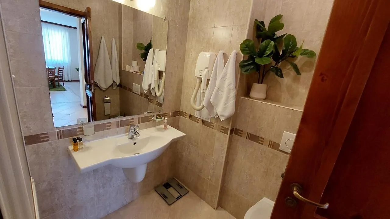 Free Spa В Св. Иван Рилски - Сладък Дом Сред Лукс Bansko 0*,